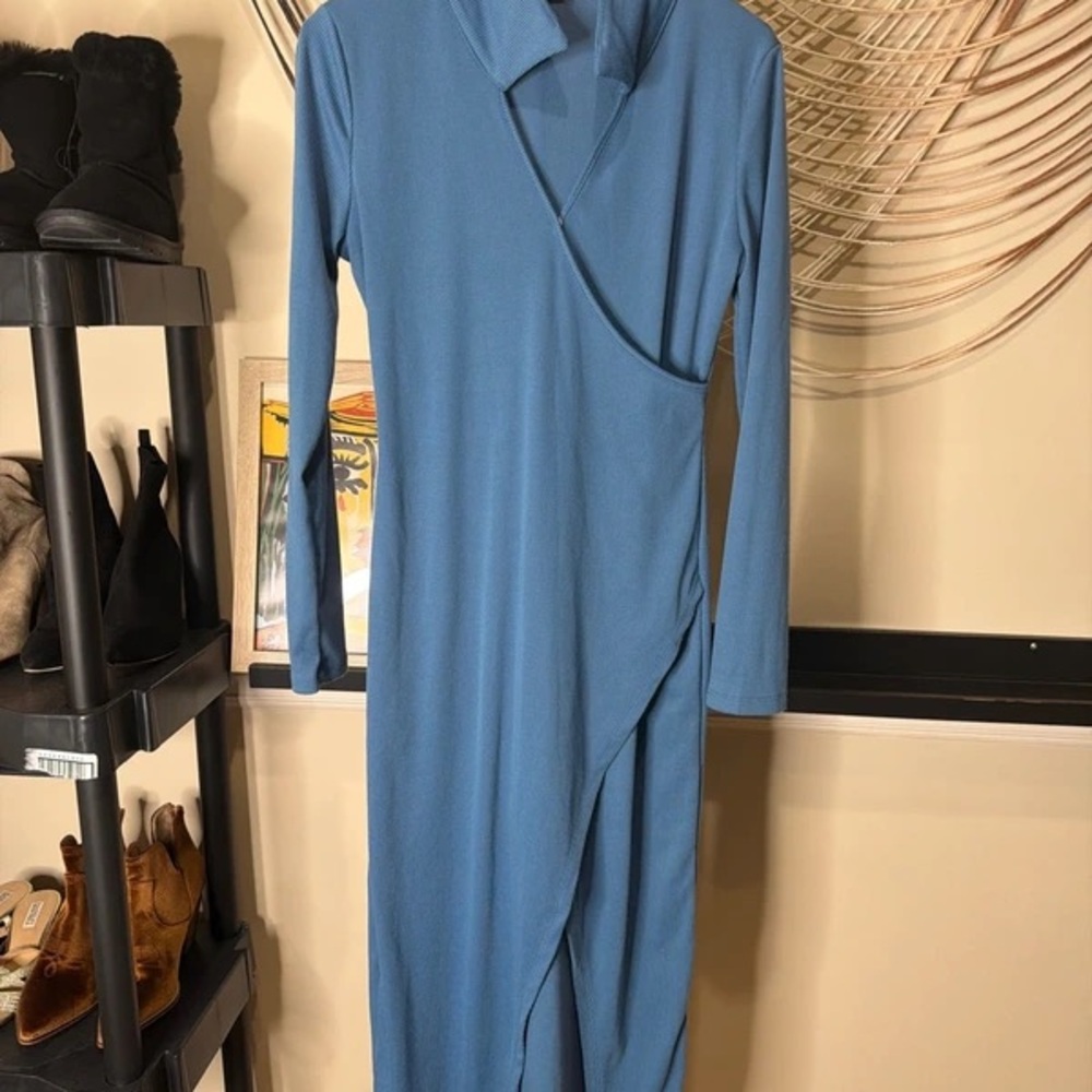 Sleek Blue Long Sleeve Wrap-Front Midi Dress